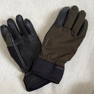 Sealskinz Waterproof Gloves size M
